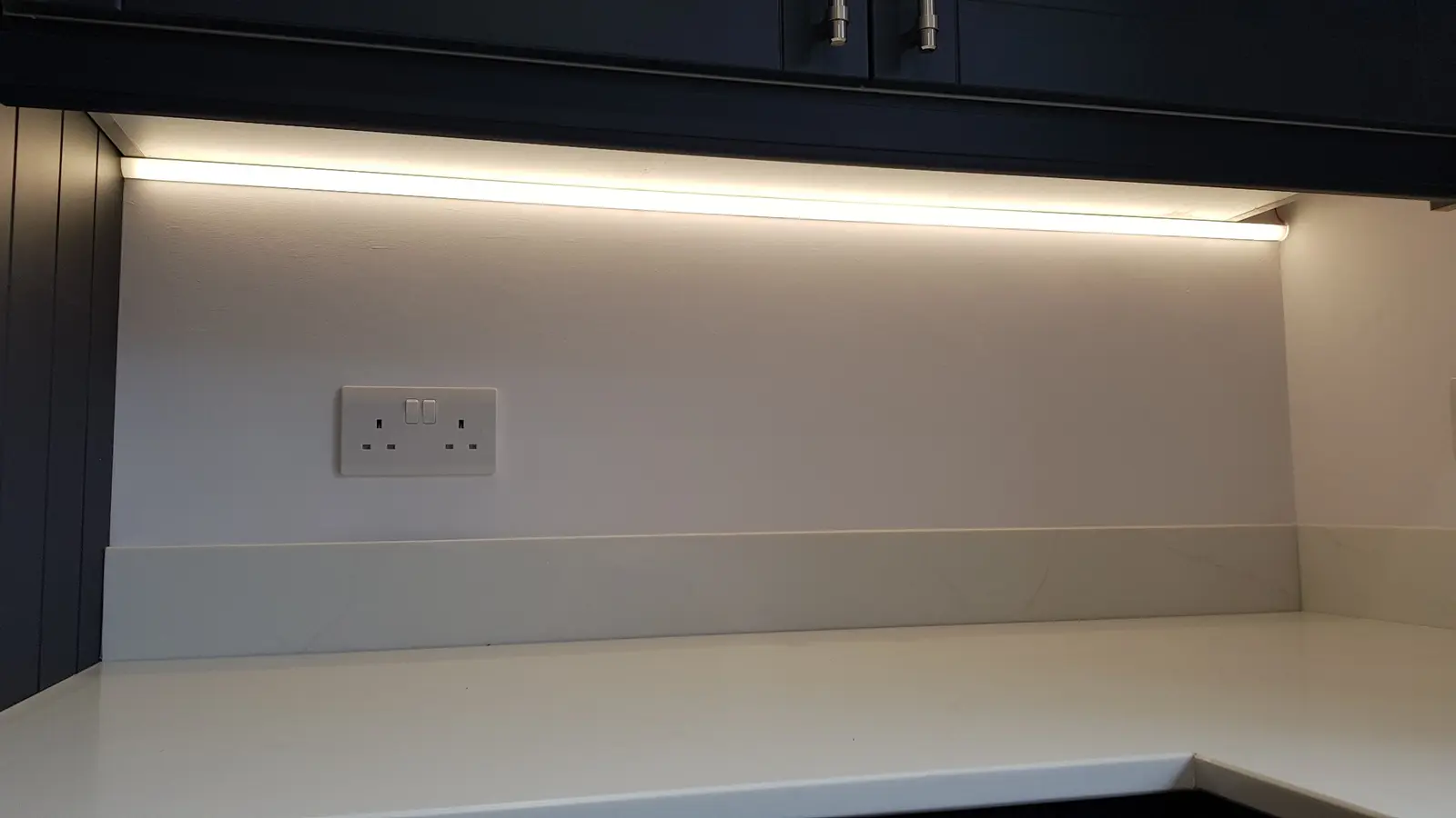 Integrated LED task lighting