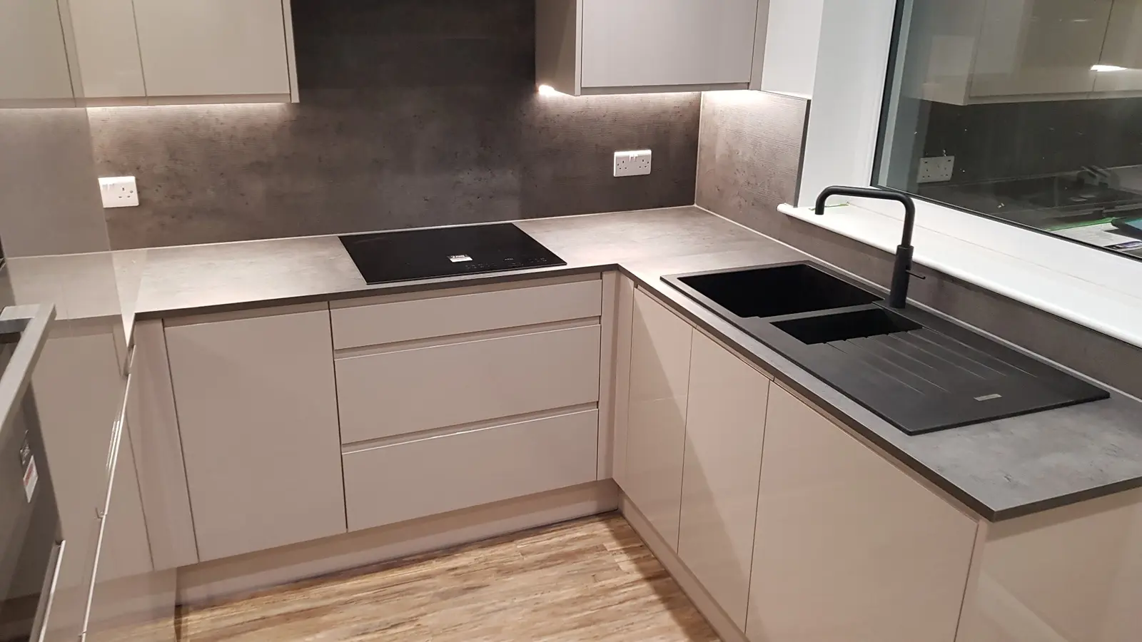 Sink, worktop and splashback detail